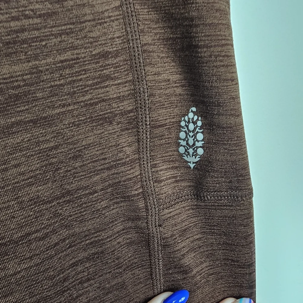 Free People Movement Zen Again Heather Flare Leggings / Yoga Pants Small - Picture 4 of 7